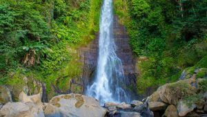 Keindahan Air Terjun