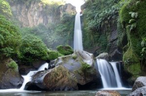 Keindahan Air Terjun